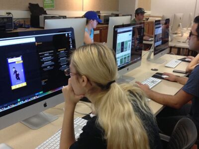 Thuyết Minh Thumbnail